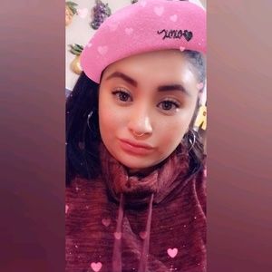 Meet your Posher, Jacqueline